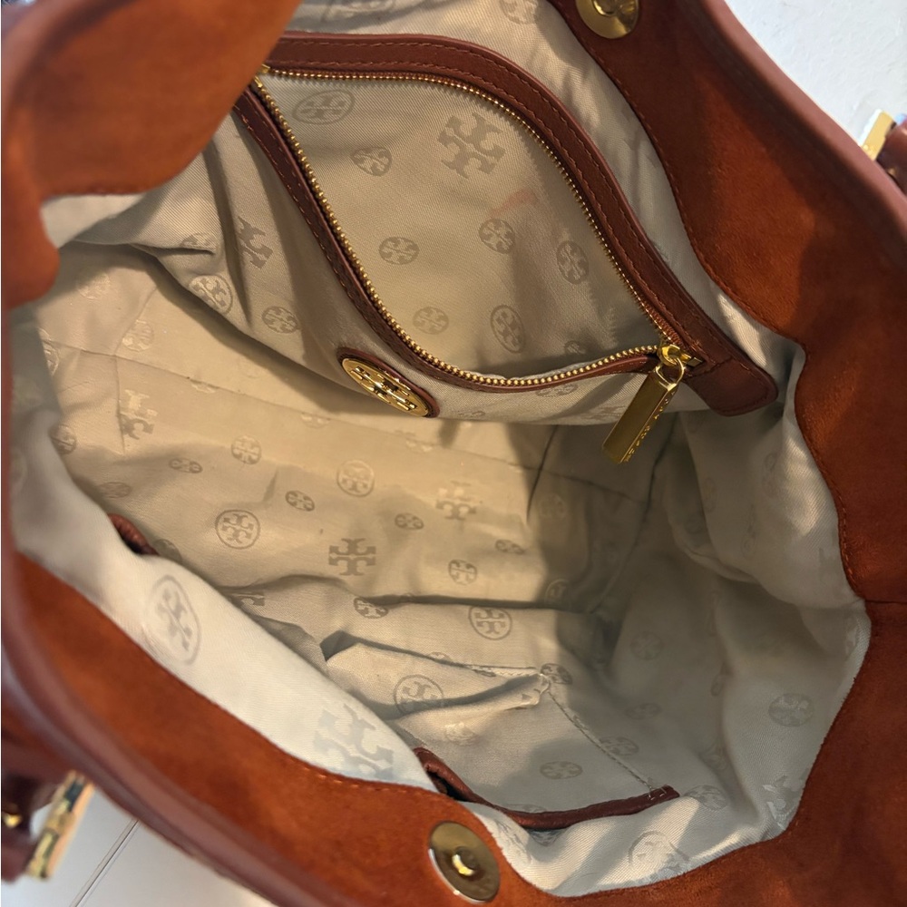 Tory Burch Tote Suede - Picture 3 of 5